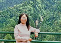 第五党支部  2024年优秀党员  龙雪梅