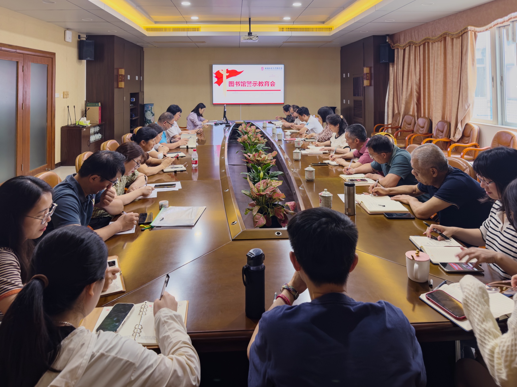 1762758629295257.jpg 1762758629295257.jpg